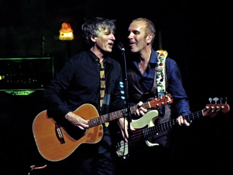 TRINNERS FOR WINNERS: CROWDED HOUSE, LIVE IN DUBLIN. 29 JUNE, 2022. 